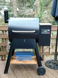 Traeger3319_1.jpg