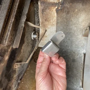 Plug Clip1 26ga Stainless.JPG
