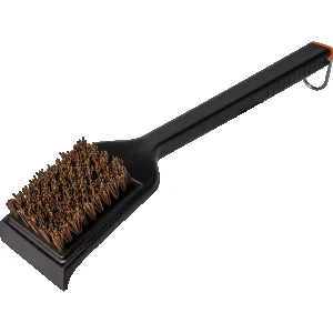 traeger-hot-cold-grill-brush.webp